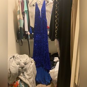 dress clean out! i’ve worn this dress once.